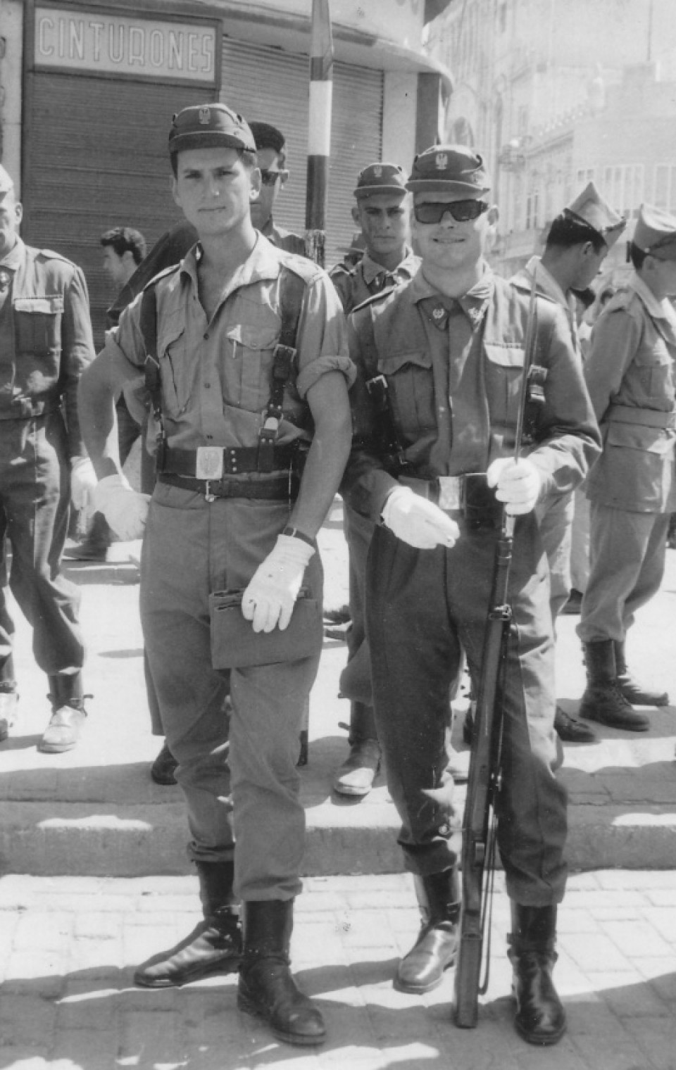 Soldadutzan, Melillan (1963)