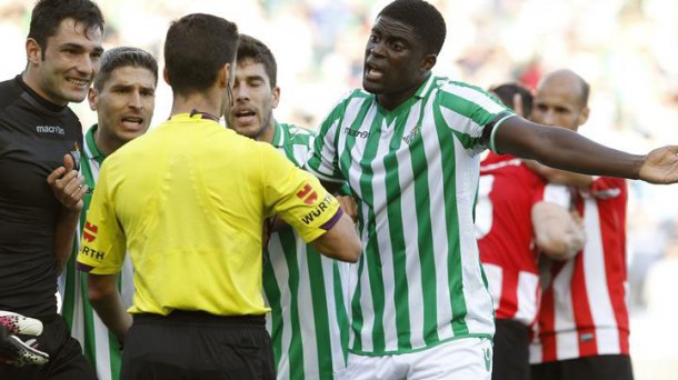 Gil Manzano, Betis-Athletic partidan. Argazkia: EFE