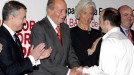 El rey, junto con el lehendakari y Christine Lagarde (FMI), durante la inauguración del foro. EFE