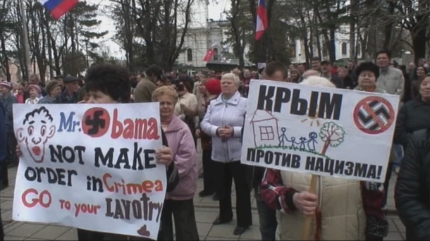 Manifestantes prorrusos en Crimea.