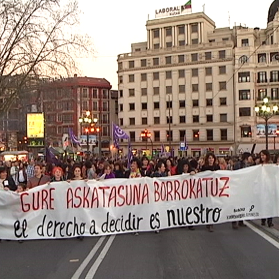 Martxoaren 8ko manifestazioa Iruñean. Argazkia: EiTB