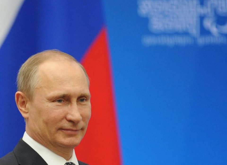 Putin ha terminado pidiendo que "ratifiquen la inclusión de los dos nuevos sujetos". EFE