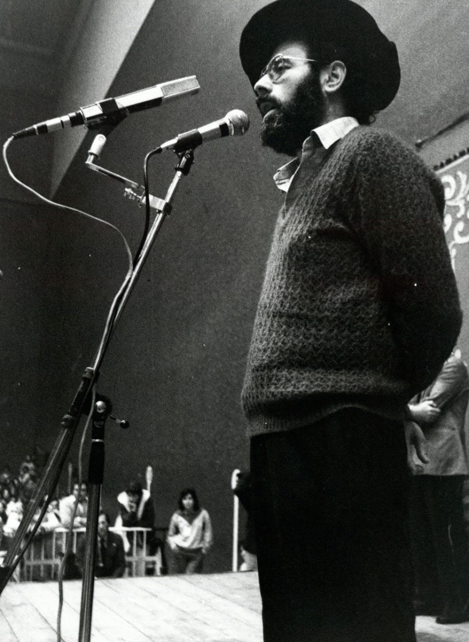 Bertsolari txapleketa Nagusiko garaile    Balda frontoia-Donostia, 1982ko abenduaren 19a