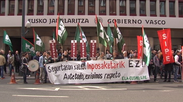 Ertzaintzako sindikatuen protesta, Bilbon. EiTB