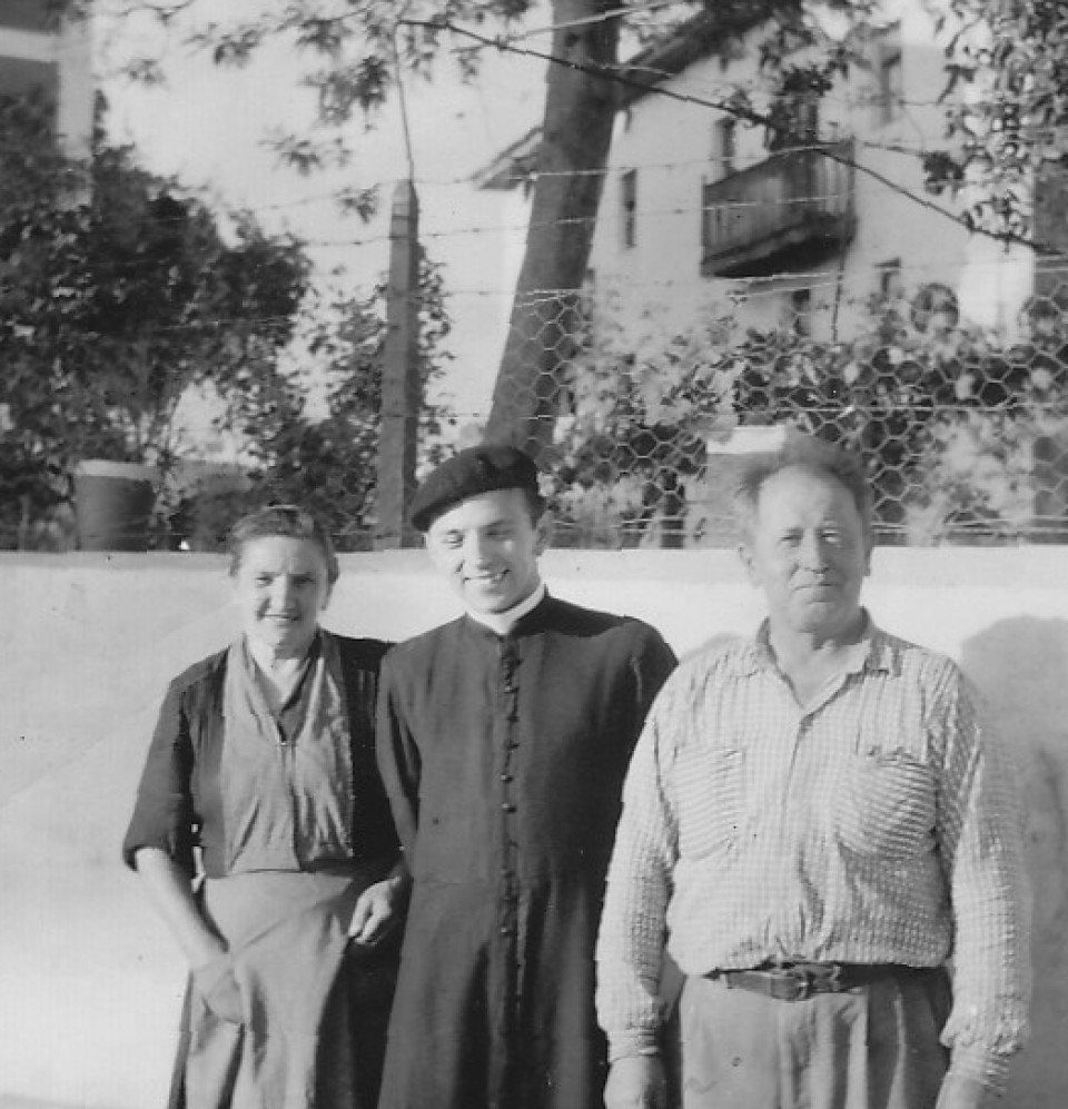 Juan Mari gurasoekin