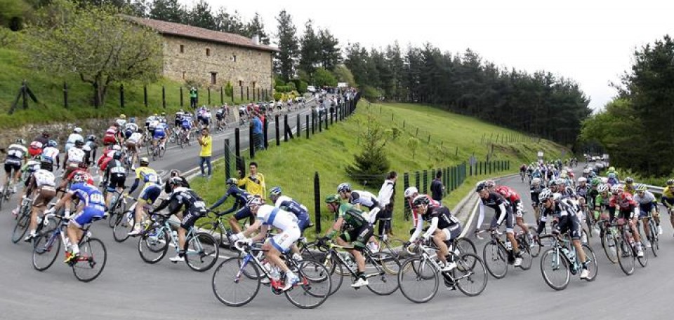 Quinta etapa de la Vuelta al País Vasco / EFE.