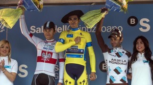 Contador, Kwiatkowski y Peraud, en el podio de la Itzulia / EFE.
