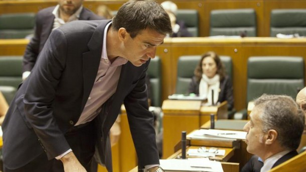 Gorka Maneiro en el Parlamento Vasco. Foto: EFE