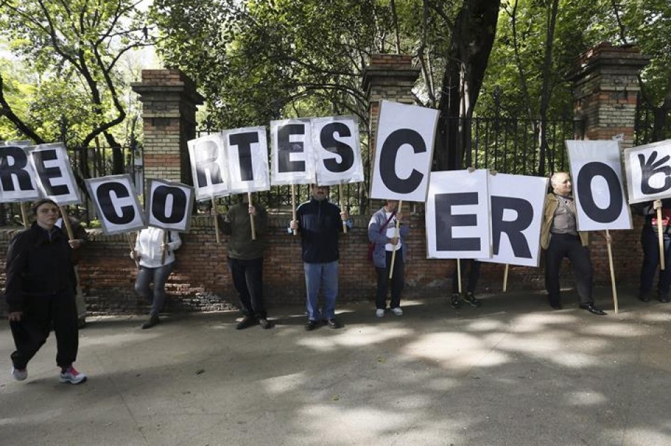 Murrizketen aurkako protesta egin dute, Madrilen. Argazkia: EFE