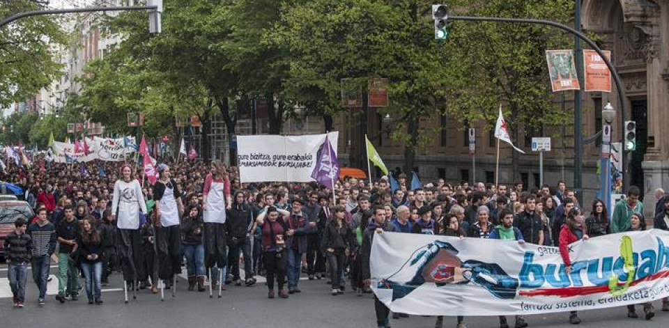 Ha sido una marcha convocada por Ernai. Foto: EFE