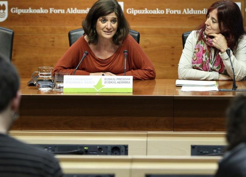 La diputada de Hacienda y Finanzas, Helena Franco. Foto: EFE