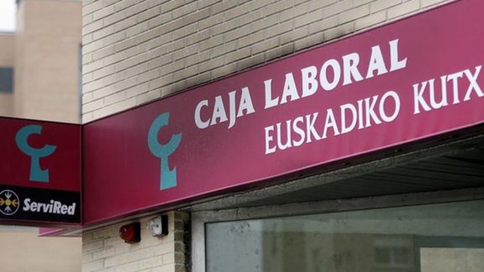 Caja Laboral deberá devolver 200.000 euros invertidos en subordinadas