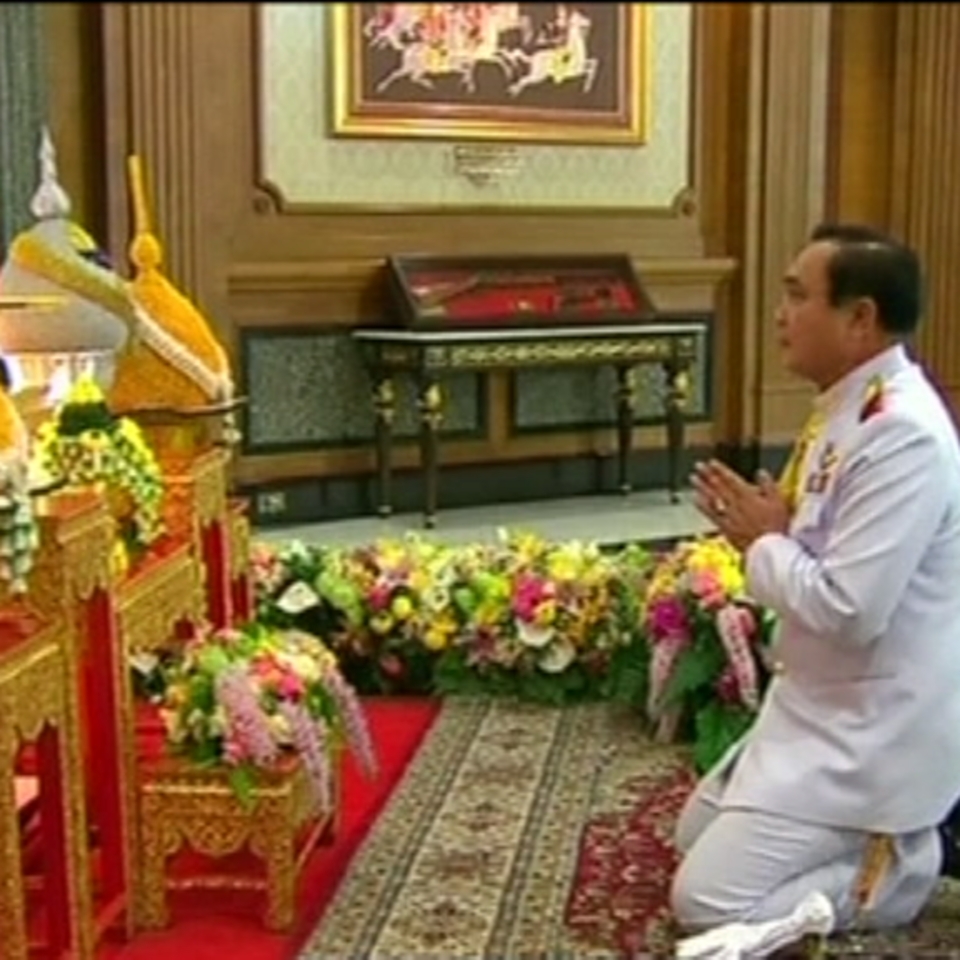 El jefe del Ejército, el general Prayuth Chan-ocha, junto a otros generales. Foto: EFE