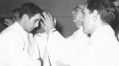 Joseba con su tio Eugenio y Valentin Zamora, el día que se hizo cura en la Parrokia de San Martin, Andoain 1970 title=
