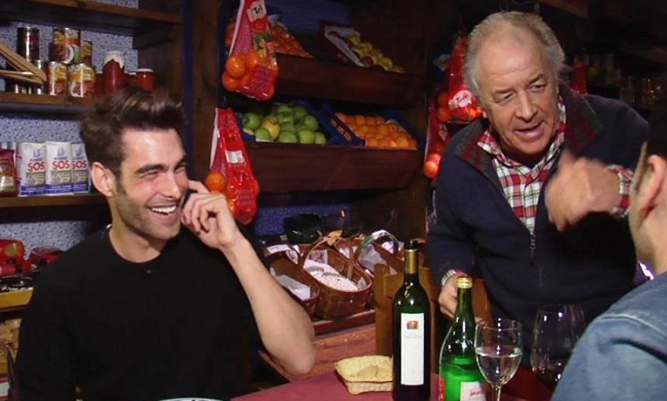 Jon Kortajarena y Iñaki Lopez comiendo