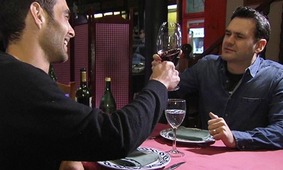 Jon Kortajarena y Iñaki Lopez brindando