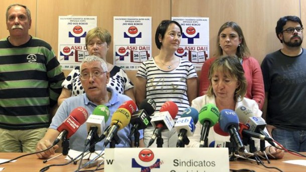 Sindicatos con representación en Osakidetza, en rueda de prensa. Foto: EFE