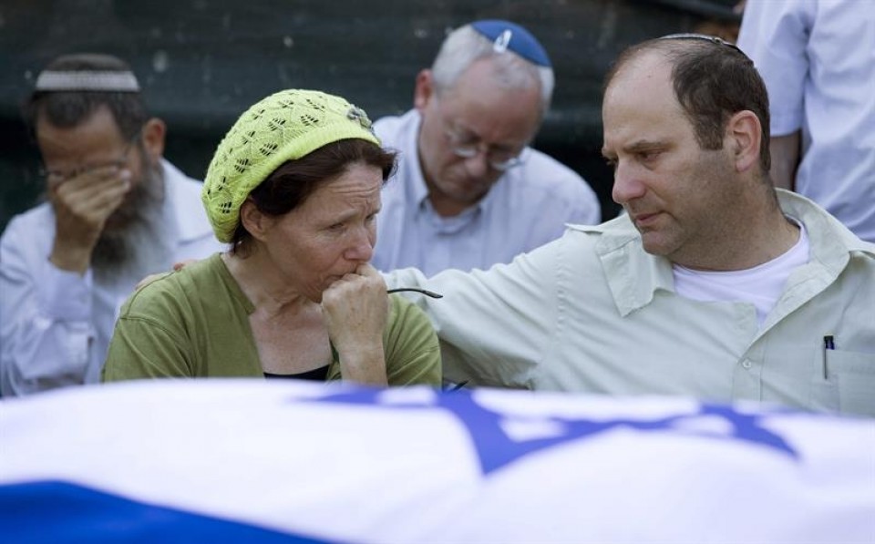 Miles de israelíes en los funerales por adolescentes asesinados