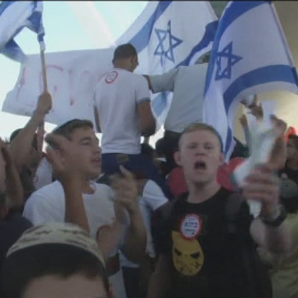 Miles de personas han acudido a los funerales por los tres jóvenes israelíes. EFE
