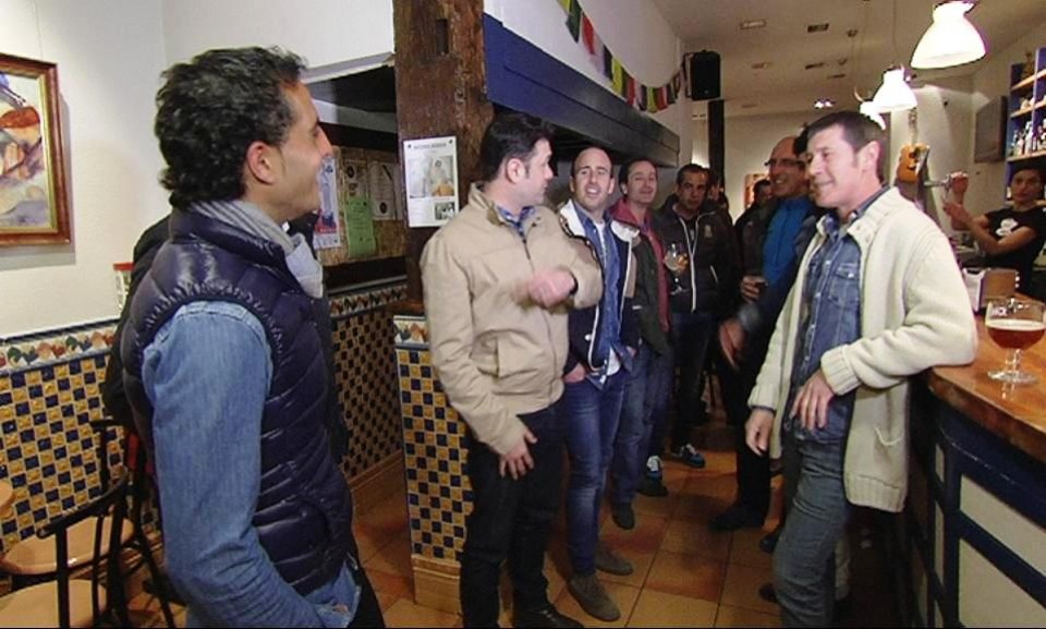 Iñaki Lopez con los amigos de Ivan Fandiño