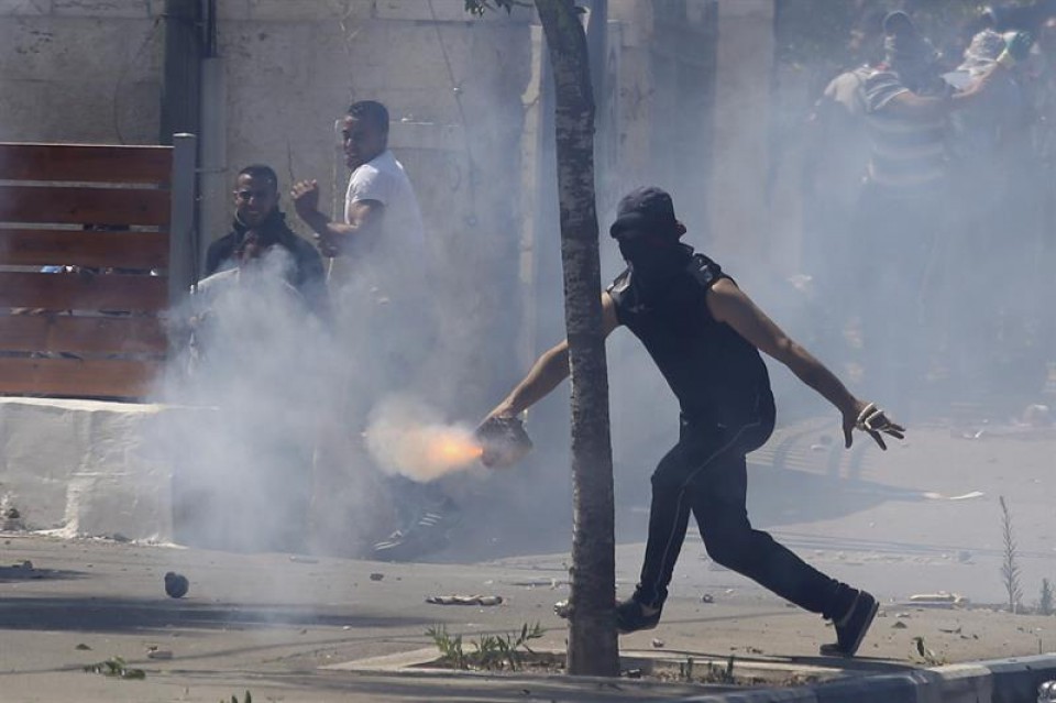 Disturbios tras el asesinato de un joven palestino en Jerusalén