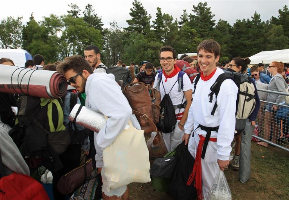 Algunos han encadenado las fiestas de San Fermín con el festival musical. Foto: EFE