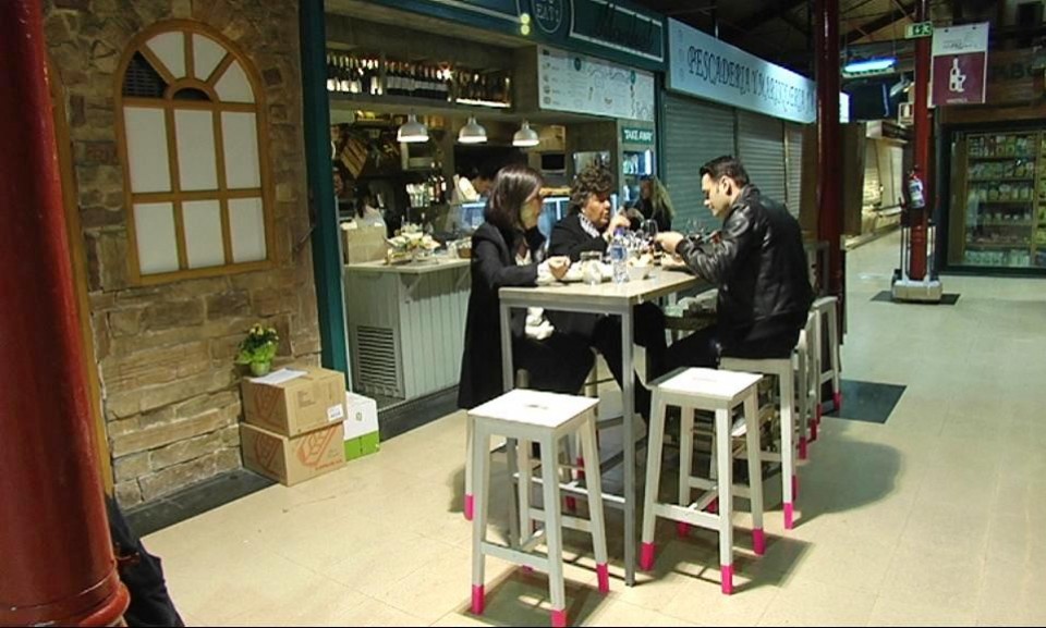 Cristina Almeida y Iñaki Lopez con a hermana