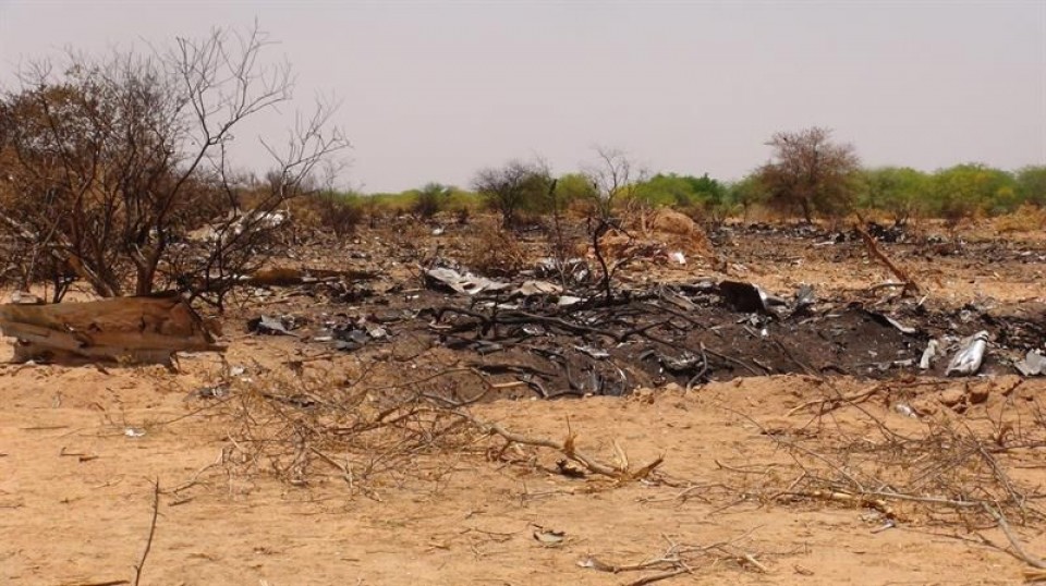 Restos del avión siniestrado de Air Algérie en la región de Gossi. Foto: EFE