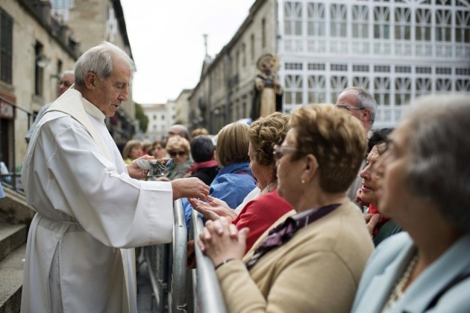 Andre Maria Zuriaren jaiak. Argazkia: EFE.