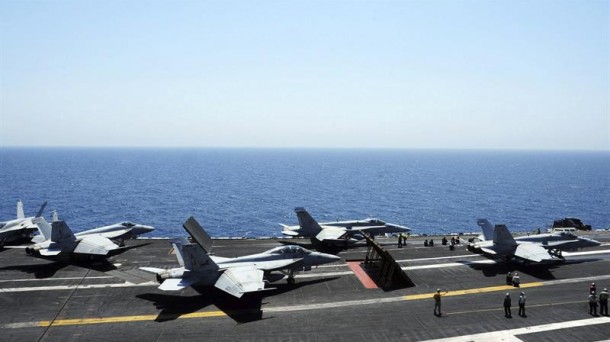 Aviación estadounidense en el Golfo Pérsico, desde donde se han dirigido a Irak. Foto: Efe