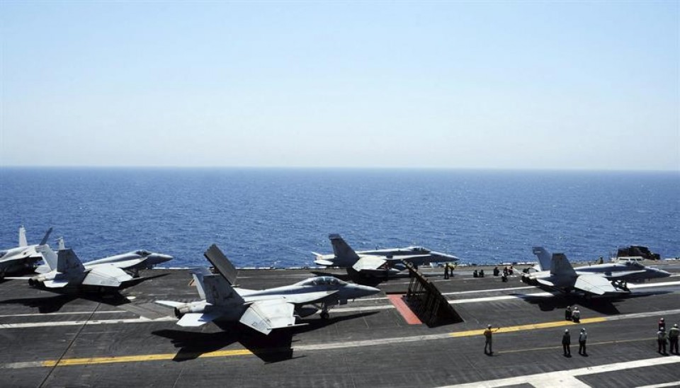 Aviación estadounidense en el Golfo Pérsico, desde donde se han dirigido a Irak. Foto: Efe
