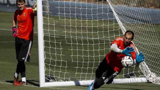 Casillas y Diego López. Foto: EFE