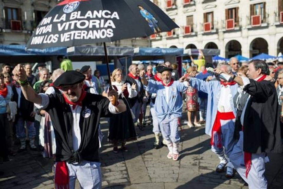 Andre Maria Zuriaren jaiak. Argazkia: EFE.