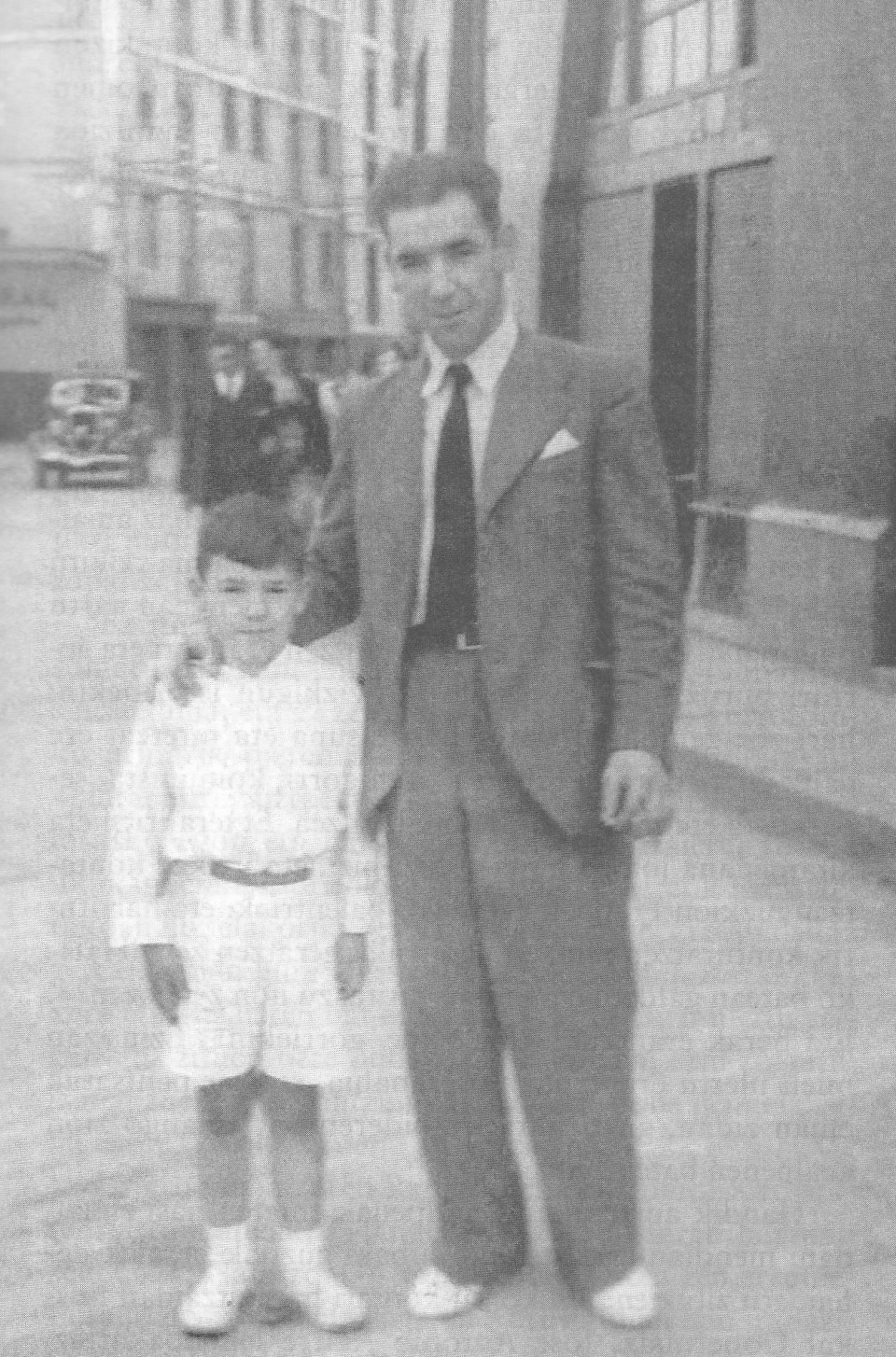 Damian aitarekin. Ondarroa, 1946