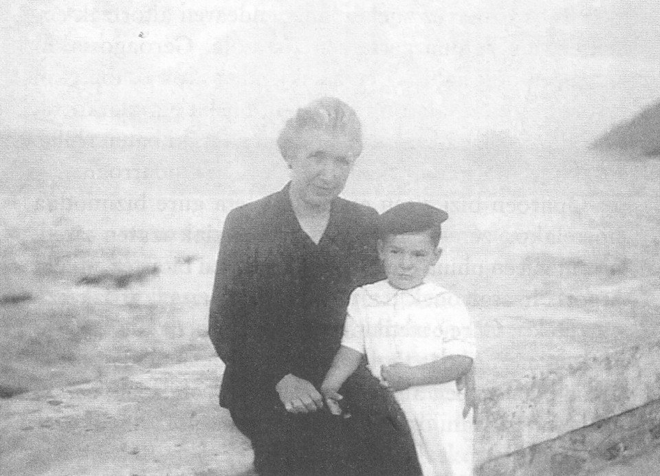 Tia Bittorirekin. 1940ko hamarkada