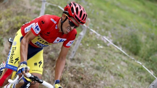 El líder de la Vuelta Alberto Contador. Foto: EFE