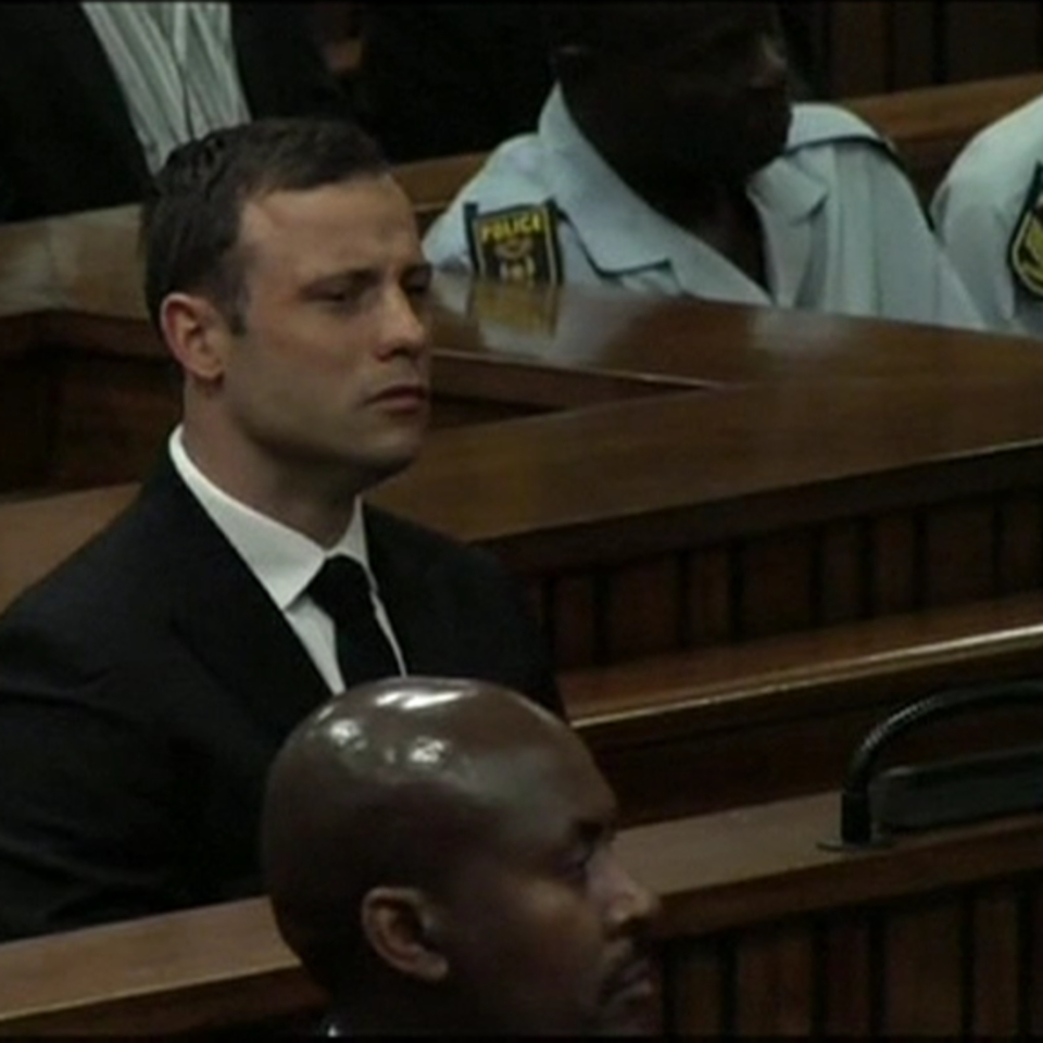 La juez absuelve a Pistorius de los cargos de asesinato