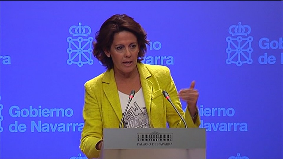 La presidenta de Navarra, Yolanda Barcina, en su comparecencia ante los medios. Foto: EiTB