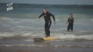 Ramón hace surf.