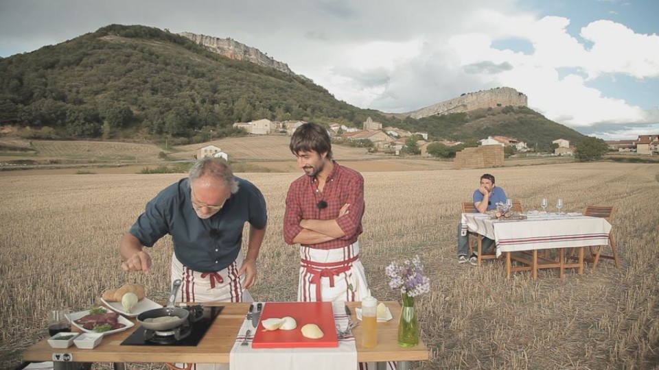 Ramón cocina para Mikel Losada.