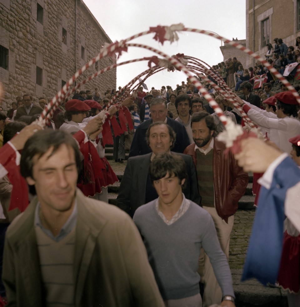 Realari harrera ( Arantzazu, 1981)