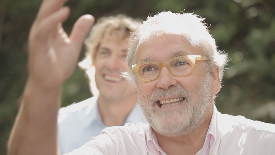 Ramon eta ulian, Anderri animoak ematen. Argazkia: EiTB