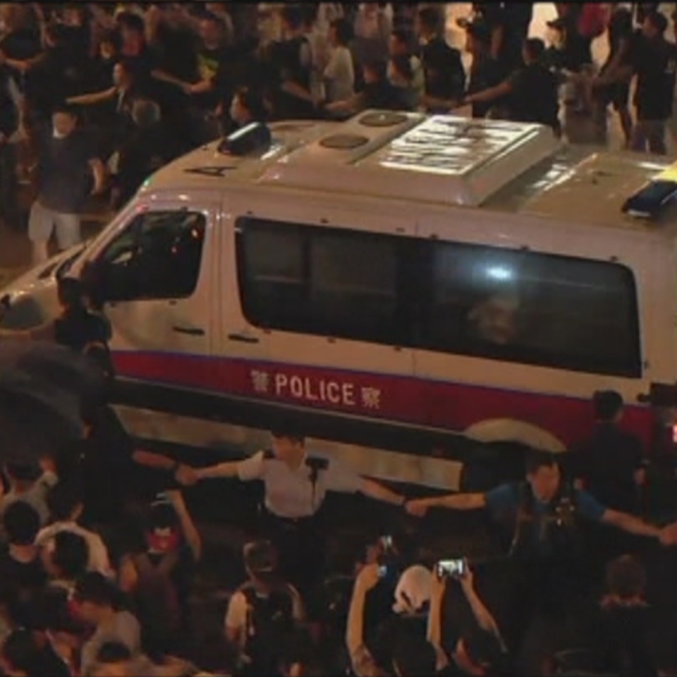 Gobernuak ordena berrezartzeko neurri guztiak hartuko ditu Hong Kongen