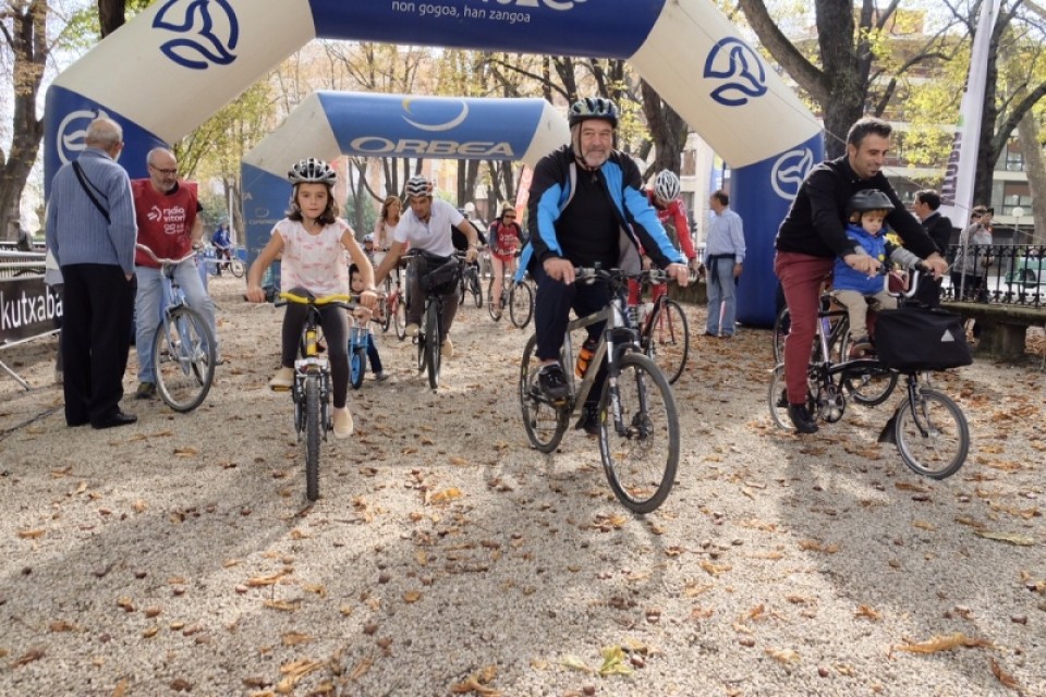 Minbiziaren aurkako ekimen solidarioa