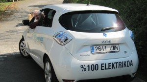 auto elektrikoa %100