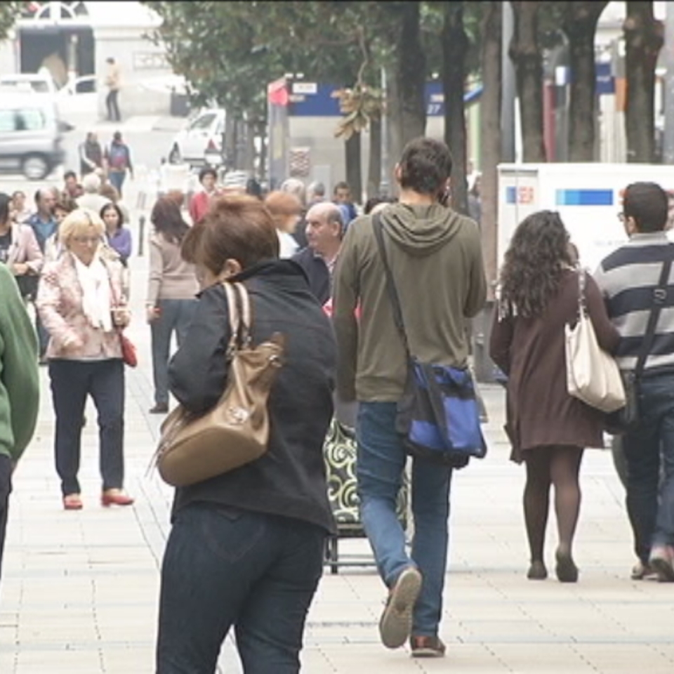 El Parlamento pide al Gobierno Vasco que amplie la dotación para las ayudas sociales. Foto: EiTB