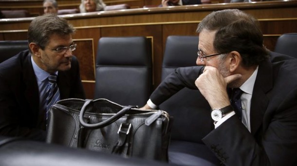 Catalá conversa con Rajoy, en una imagen reciente. Foto: EFE