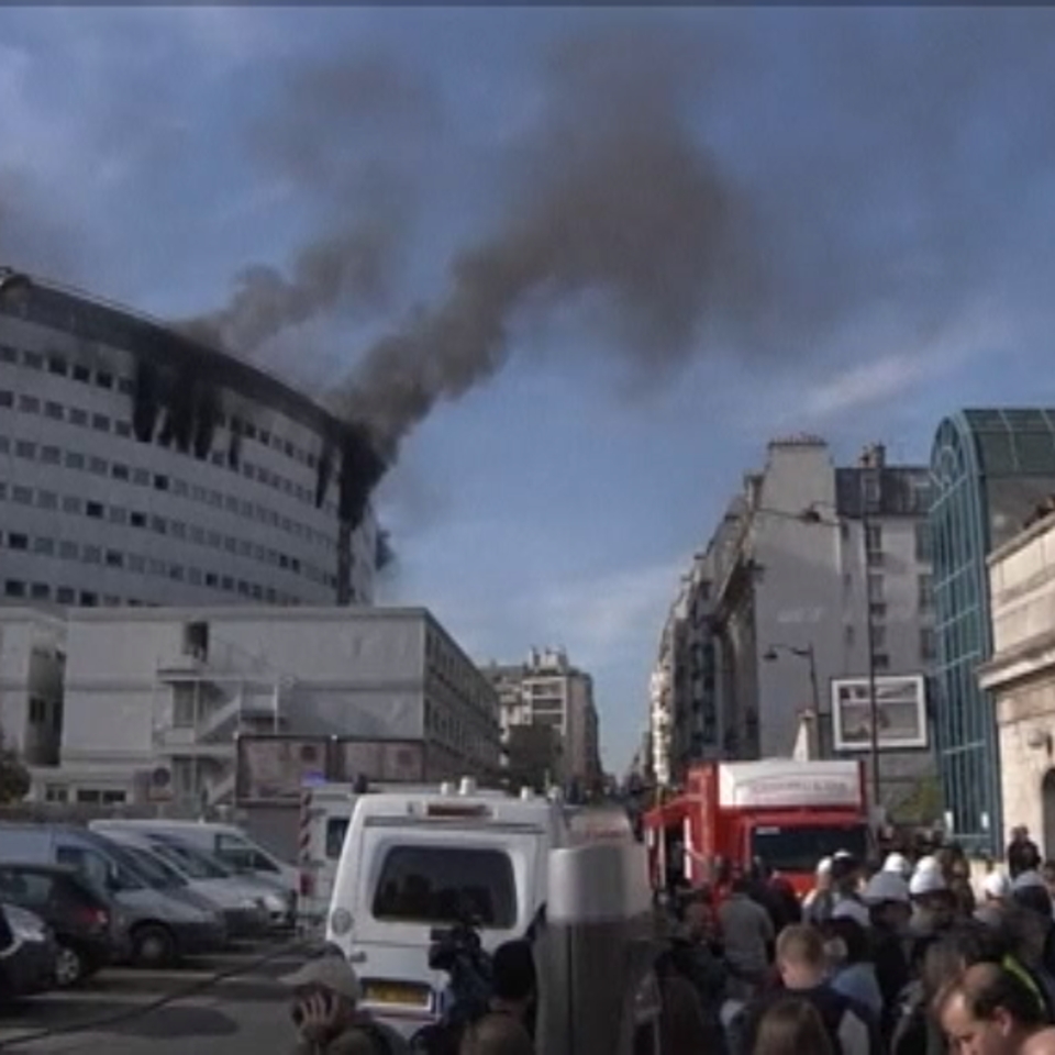 Incencioa en  París EFE