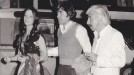 Amparo Muñoz, Patxi Andion y Luis Iriondo en el Zinemaldia. Donostia, década de los 70 title=