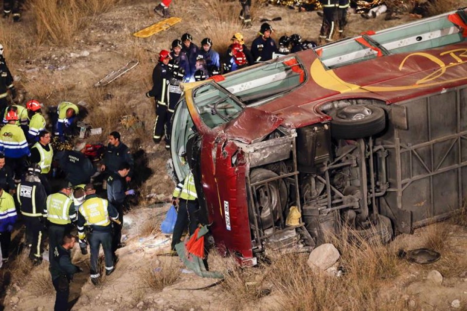 Imagen del autobús siniestrado el sábado en Murcia. Foto: EFE